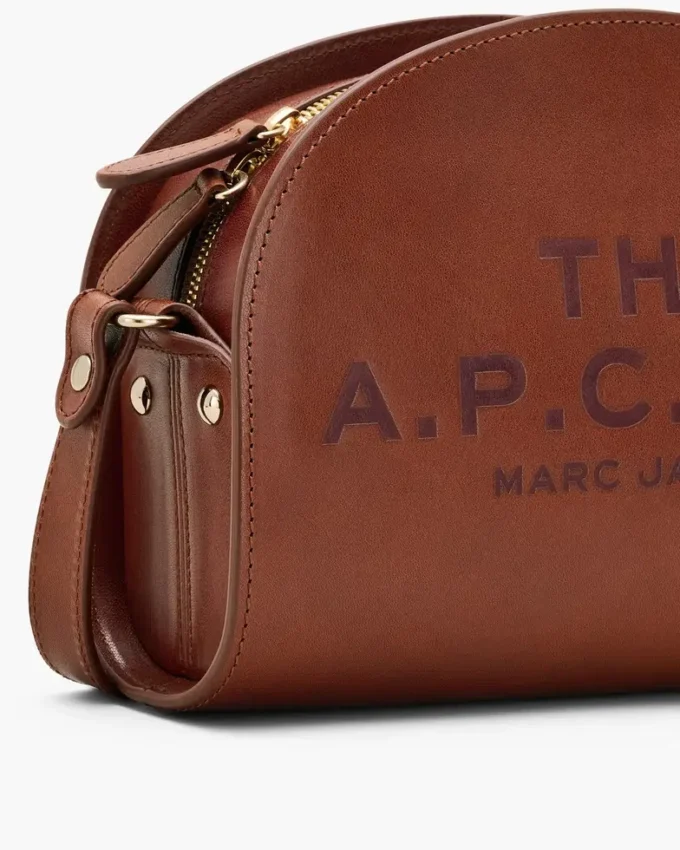 A.P.C. X Marc Jacobs Demi Lune Çanta A.P.C. X Marc Jacobs Demi Lune Çanta