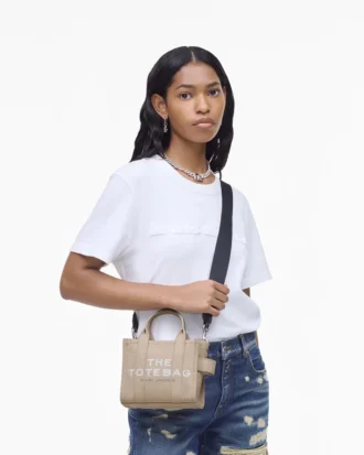 kanvas apraz askl tote bag 1 1 330x413 - Kanvas &Ccedil;apraz Askılı Tote Bag
