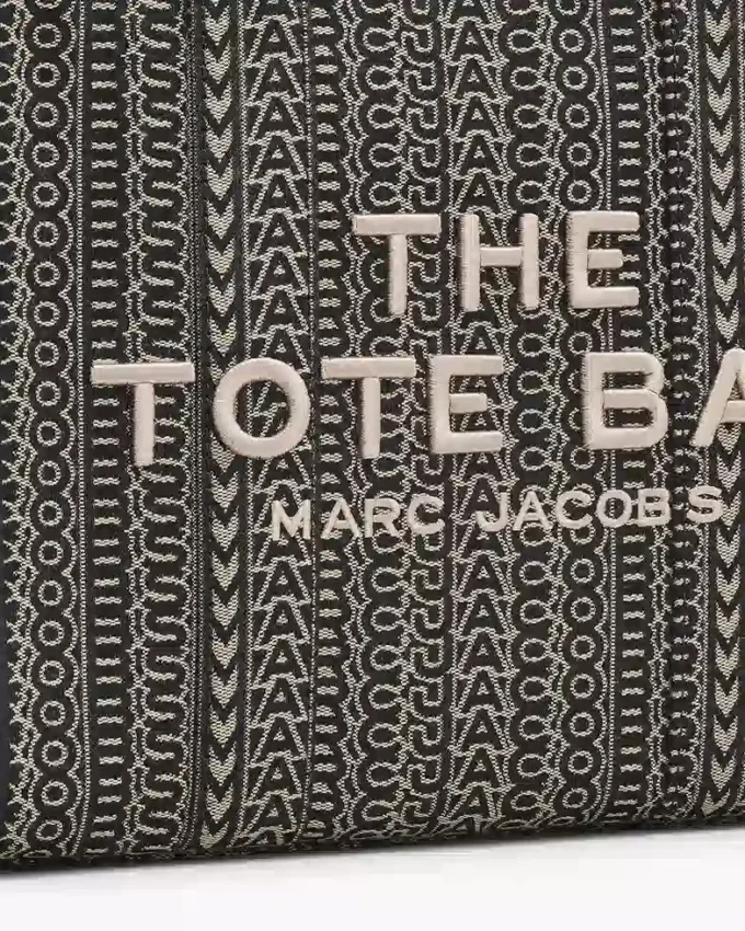Monogram Jakarlı Orta Boy Tote Bag