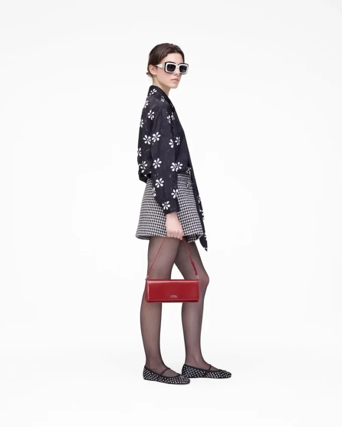 Trompe L’Oeil Eyelet Bow Bluz