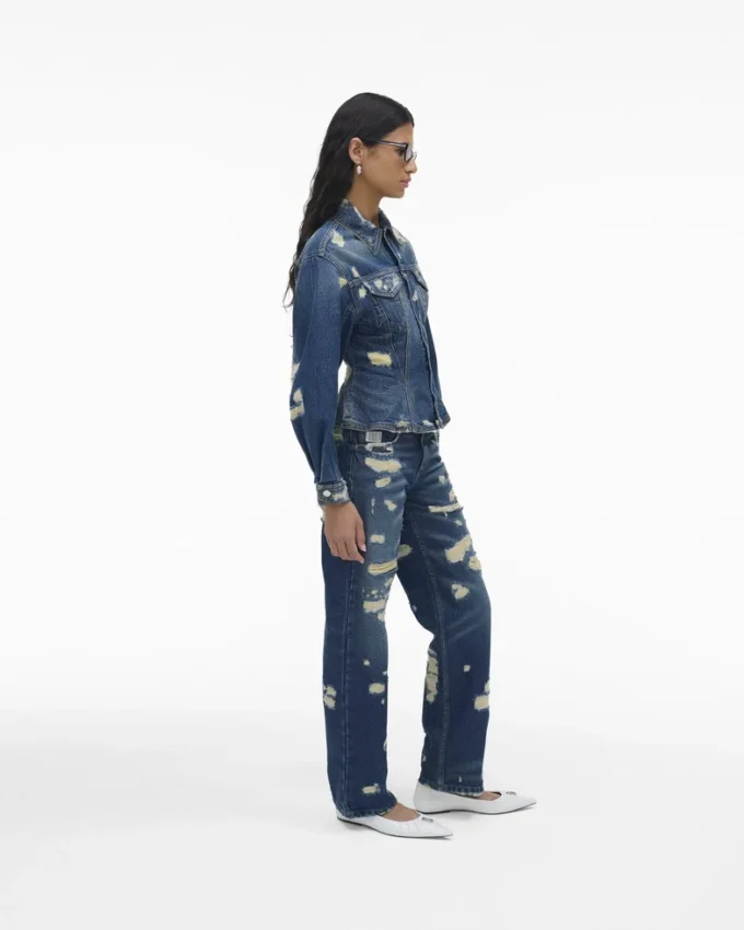 Yırtık ve Onarılmış Flüt Desenli Denim Ceket Yırtık ve Onarılmış Flüt Desenli Denim Ceket
